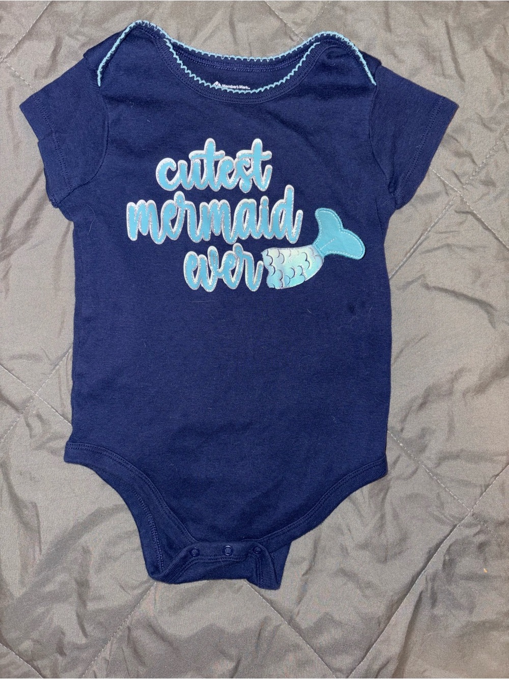 Onesie bundle 💕 - Picture 2 of 5